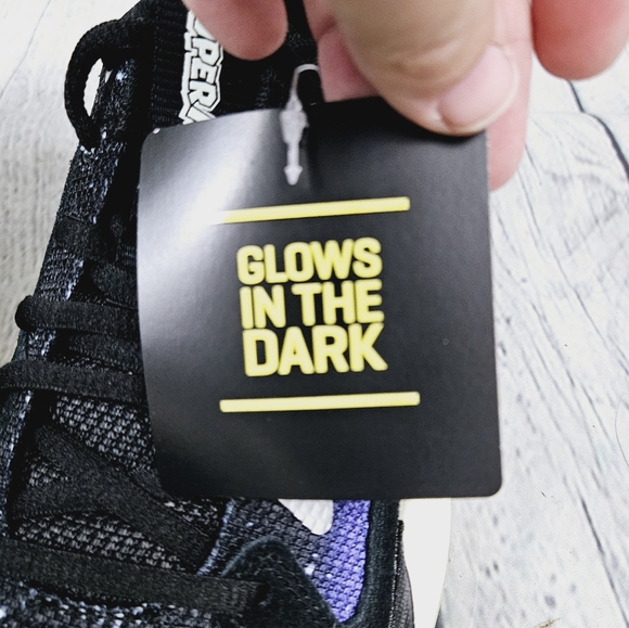 PUMA x NINTENDO | Super Mario Galaxy JR RS-Dreamer glow-in-the-dark sneakers - Picture 9 of 14